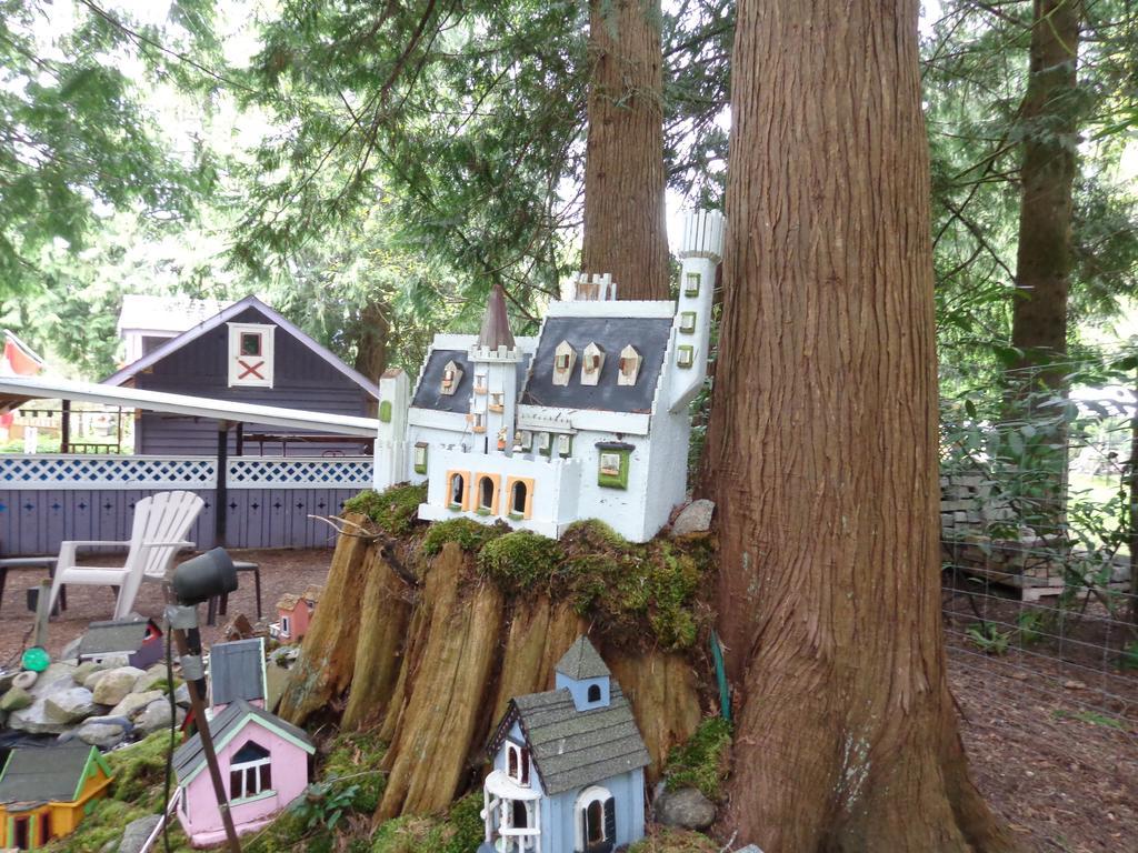Tea Cozy Bed & Breakfast Qualicum Beach Exterior photo